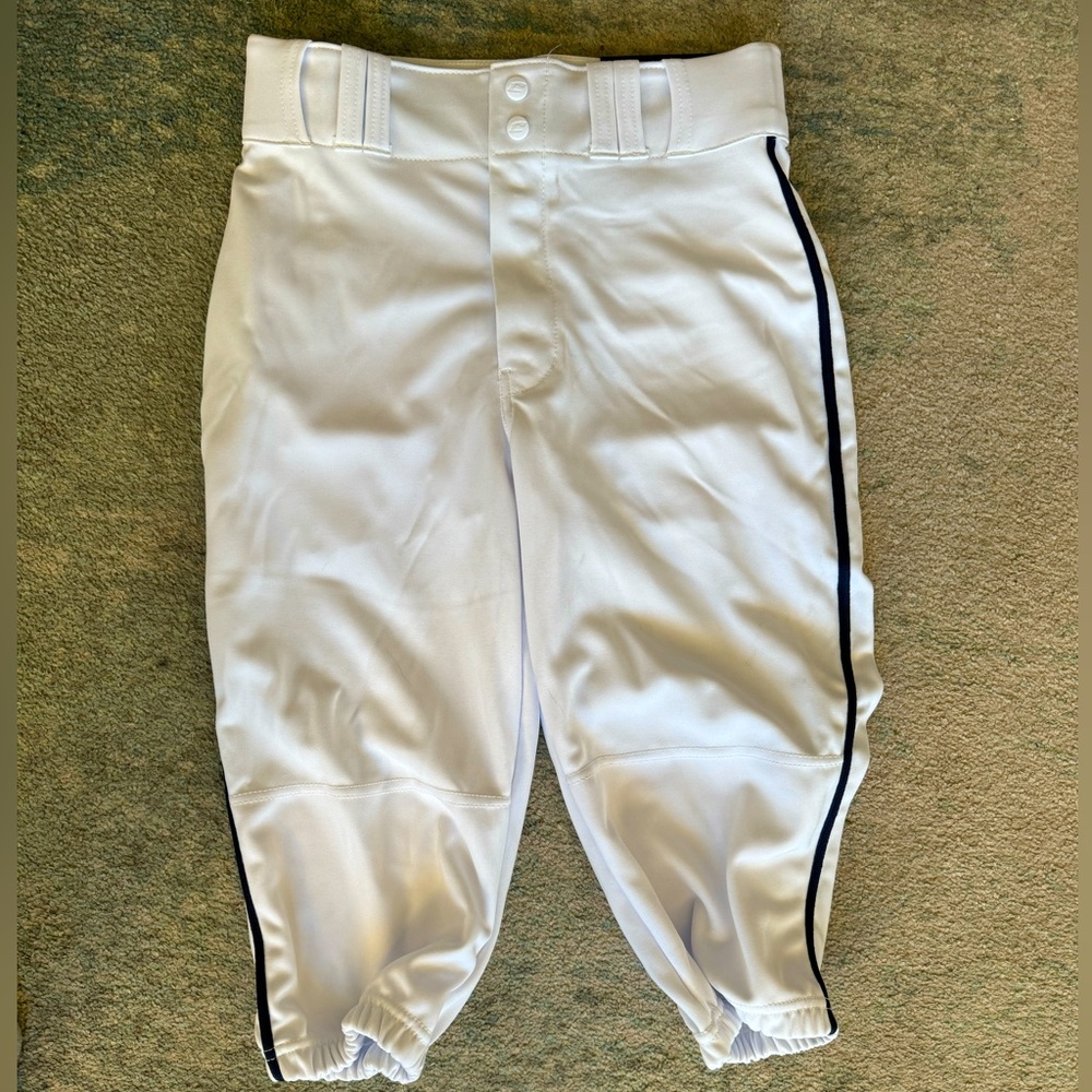 SALE! NWT knicker style baseball pants
